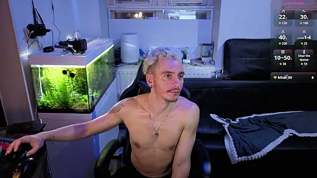 Rayzel_White's cam snapshot