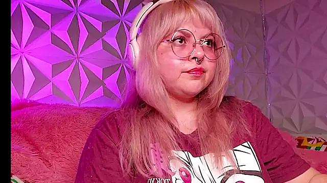 Satyn_doll's cam snapshot