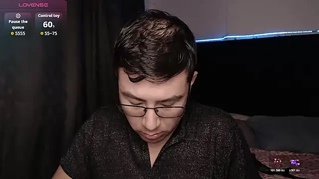 andrewmhilton_ live sex cam