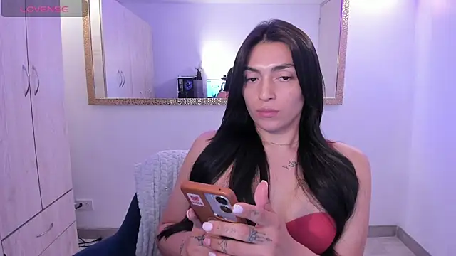 EricaVanderhill live sex cam