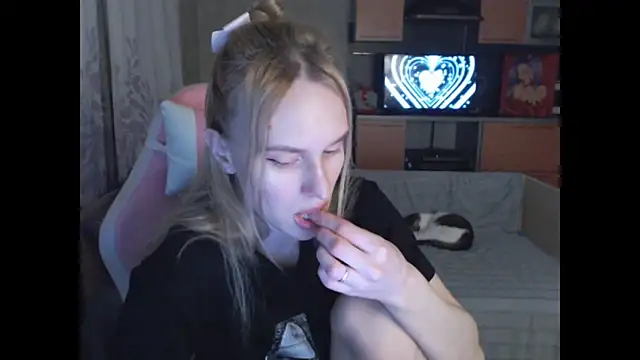 Elsa_Li's cam snapshot