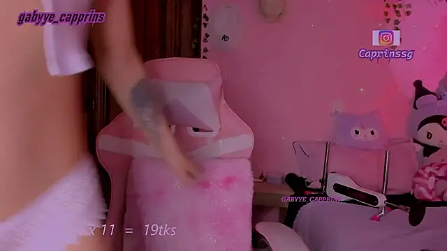 gabyye_capprins's cam snapshot