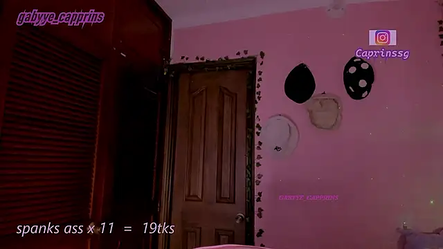 gabyye_capprins's cam snapshot