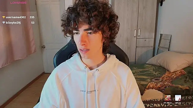 Nude_Boy18's cam snapshot