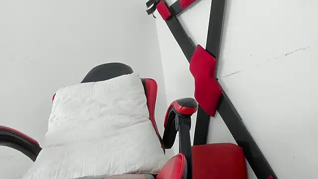 RoughSex_and_BDSM's cam snapshot