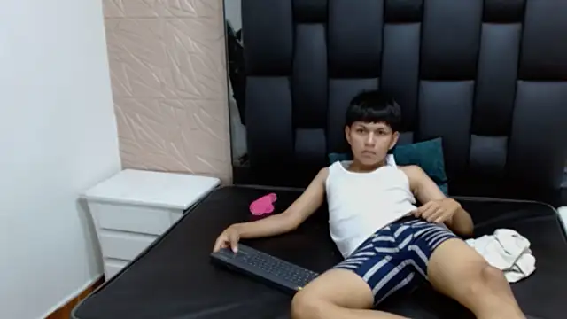 Mortelle_ live sex cam