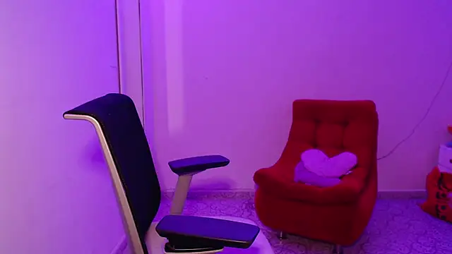 VenussTits97 live sex cam