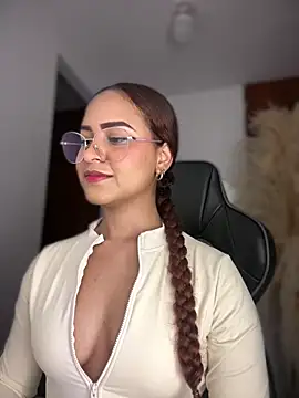 gretta_kler1's cam snapshot