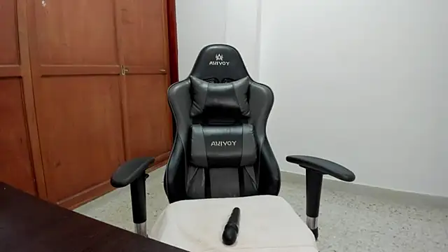 Tammy-Bliss's cam snapshot