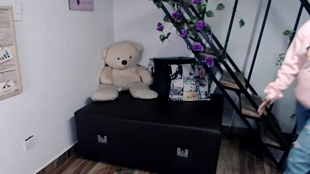 samantha_baby_'s cam snapshot