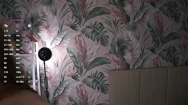 MarlinVarian live sex cam