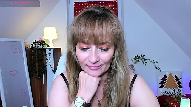 naughtymilane's cam snapshot