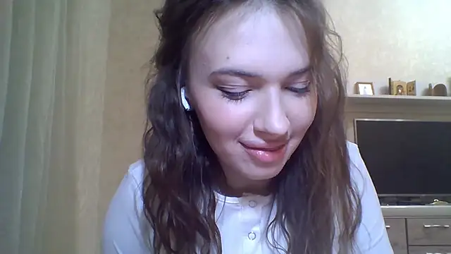 CeyaLier's cam snapshot