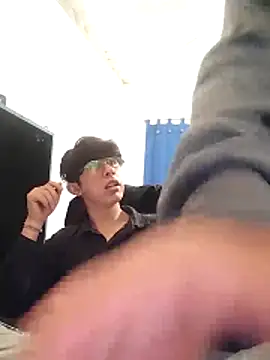 xlxAnder live sex cam