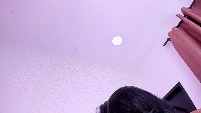 Helenn_monroy1's cam snapshot