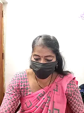 tamil_Sigappu_Roja's cam snapshot