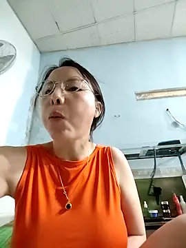 Famrita live sex cam