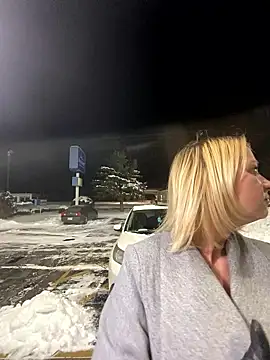 TiffaneyLove's cam snapshot