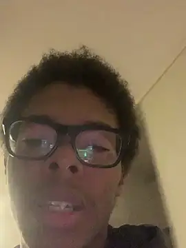 ELPikaPreta live sex cam