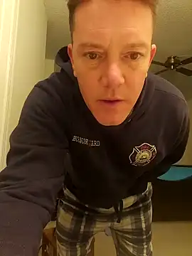 Bigtater1999 live sex cam