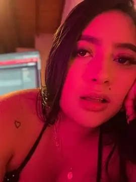 Emiily_Moore1 live sex cam