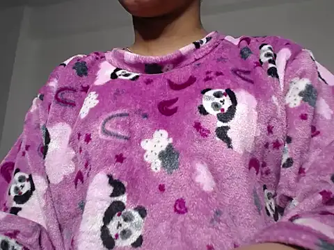 Husan-e-Jasmine live sex cam