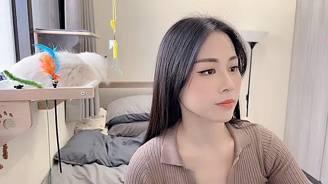 BabyOneDaily's cam snapshot