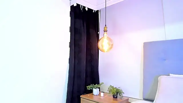 KelaniSilva live sex cam