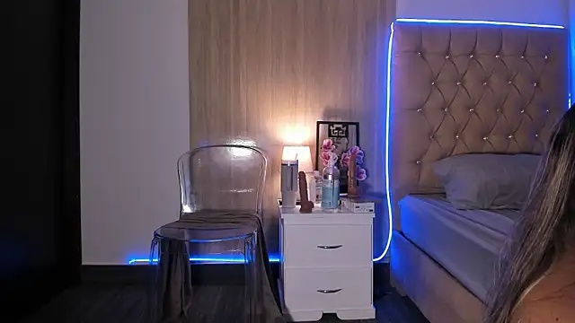 Maddyluxe's cam snapshot