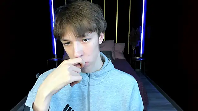 MarkBranston live sex cam