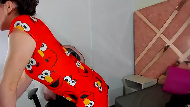 Amy_Kobold3's cam snapshot