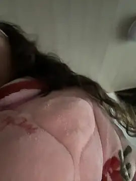 chick-888's cam snapshot