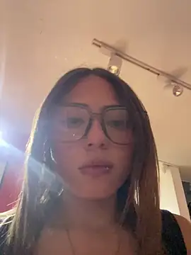 PrettyAmber's cam snapshot