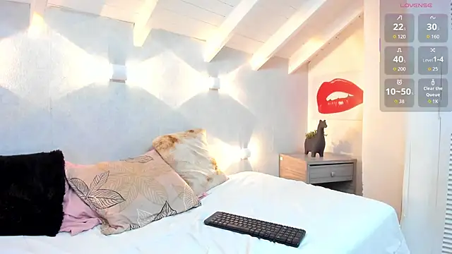 Brianna_Maya's cam snapshot