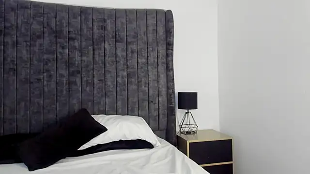 AnnyCherry_'s cam snapshot