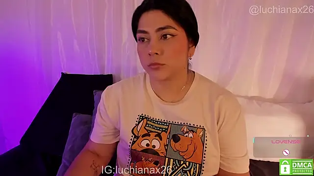 lucy26_'s cam snapshot