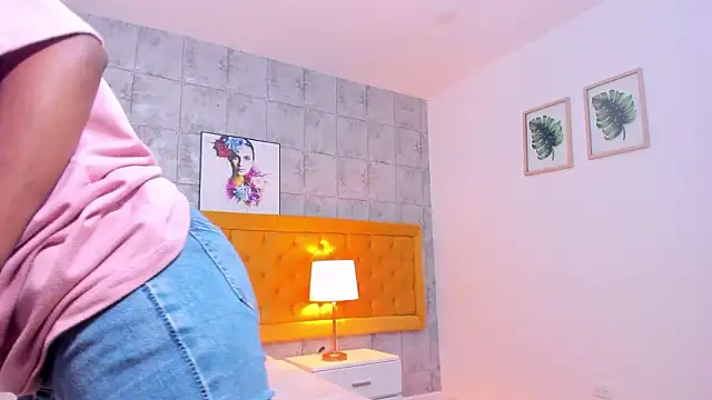 NiicoleHill's cam snapshot