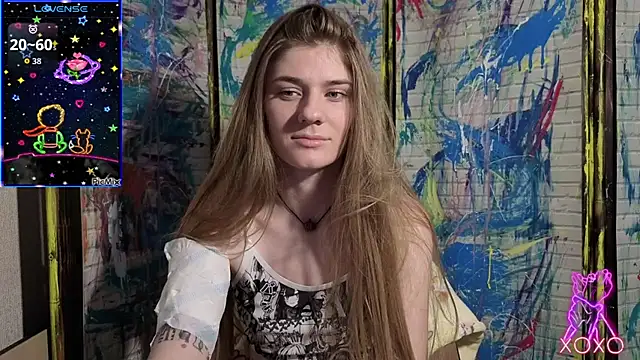 Adell_Love's cam snapshot