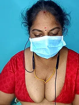 TamilSembaruthi143's cam snapshot