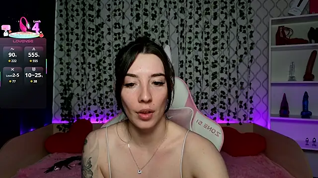 Curious_Lily's cam snapshot