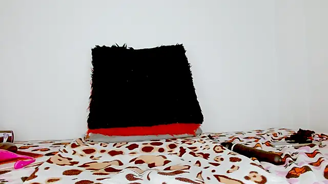 colombianahot8 live sex cam