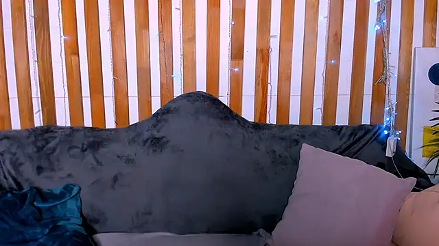 Evis_Dailyy's cam snapshot