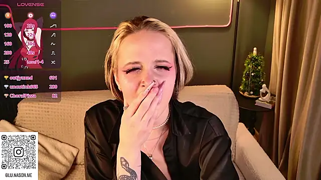 luna_son's cam snapshot