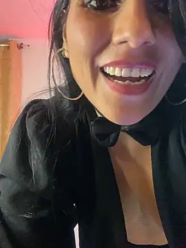 Miaswwe live sex cam