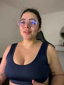 Lia_flowers live sex cam