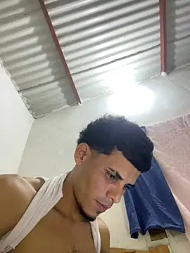 Pingasaboy20 live sex cam