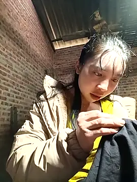 emaame68's cam snapshot