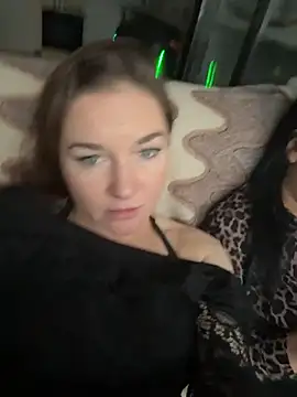 _Mila_Love's cam snapshot