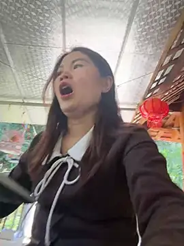 Emily_9xx live sex cam