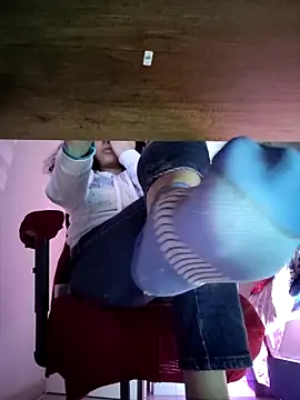 miss_carmila1's cam snapshot